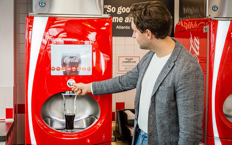 Coca-Cola baut Freestyle-System in Deutschland weiter aus - Fachzeitschrift  FLÜSSIGES OBST